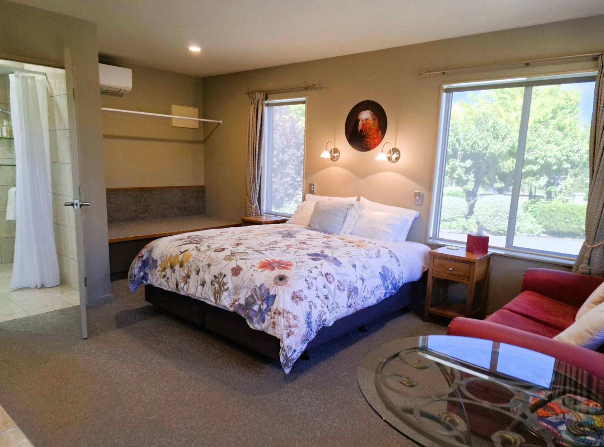 Blue Ridge Studios And Bed & Breakfast Te Anau Kültér fotó